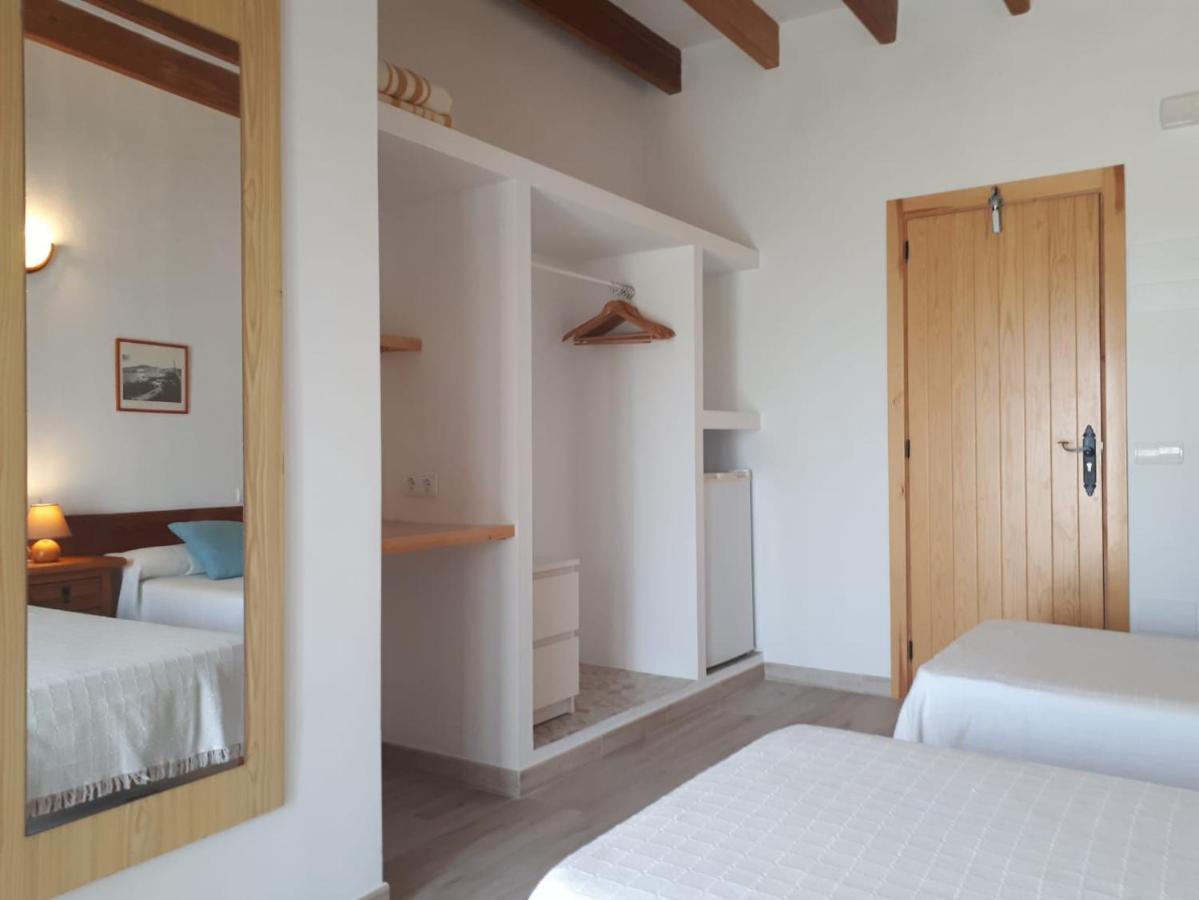 Hostal Marblau Ibiza Buitenkant foto